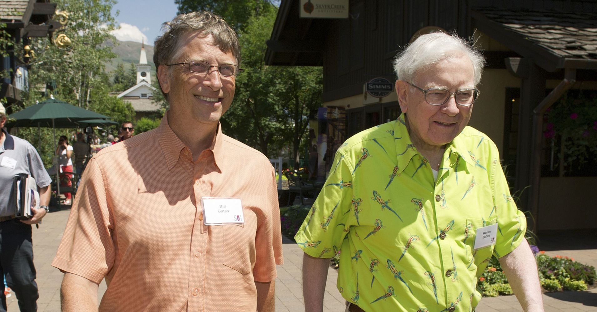 Warren Buffett dhe Bill Gates tregojnë se cili është libri më i mirë i biznesit