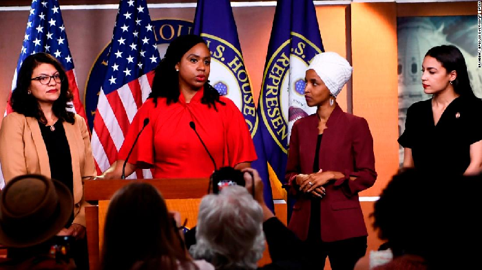 “Katërshja progresive demokrate” e grave me ngjyrë – Alexandria Ocasio-Cortez, Ilhan Omar, Ayanna Pressley and Rashida Tlaib