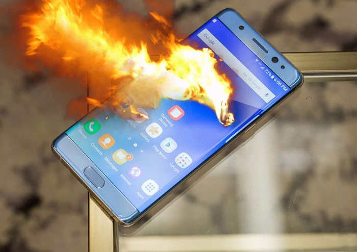 Vapa e madhe po bën që të shpërthejnë celularët Samsung