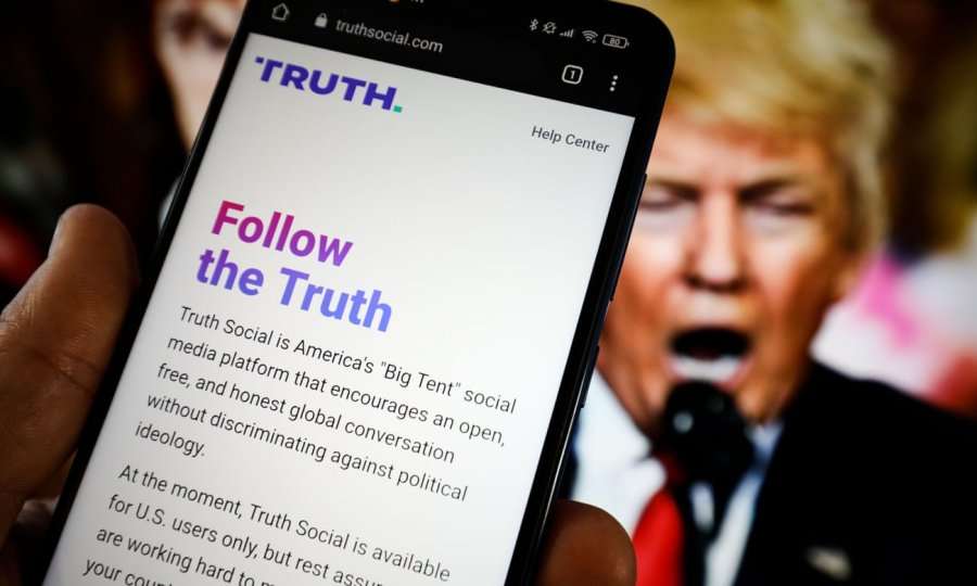 Aplikacioni i Trumpit, “Truth Social” nuk miratohet në Google Play Store