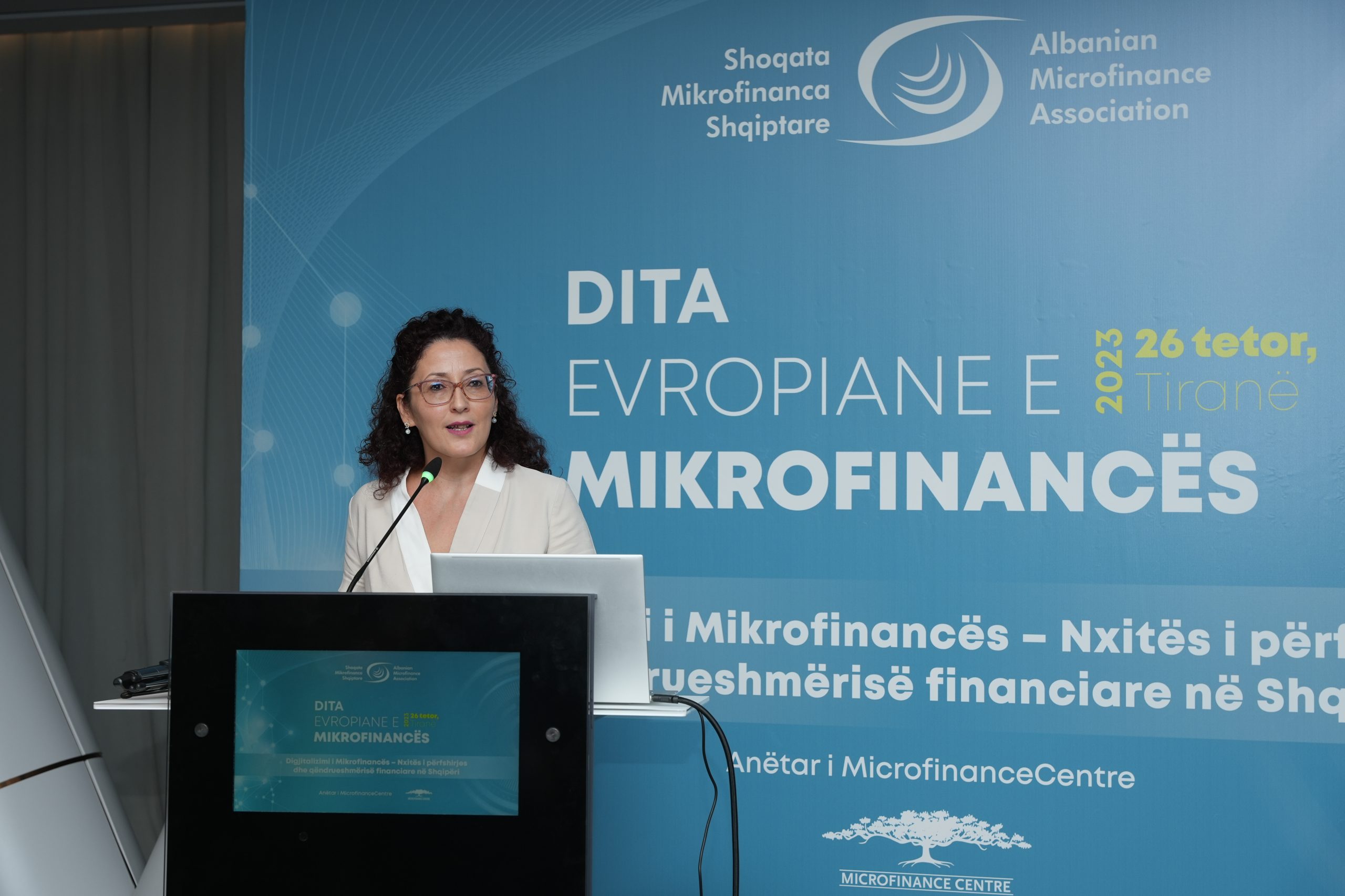 Digjitalizimi i Mikrofinancës: Nxitës i përfshirjes dhe qëndrueshmërisë financiare në Shqipëri