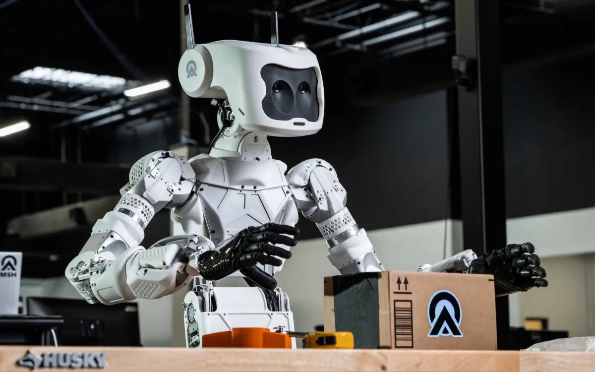 Robotët humanoidë për përdorim të përgjithshëm? Bill Gates beson në to