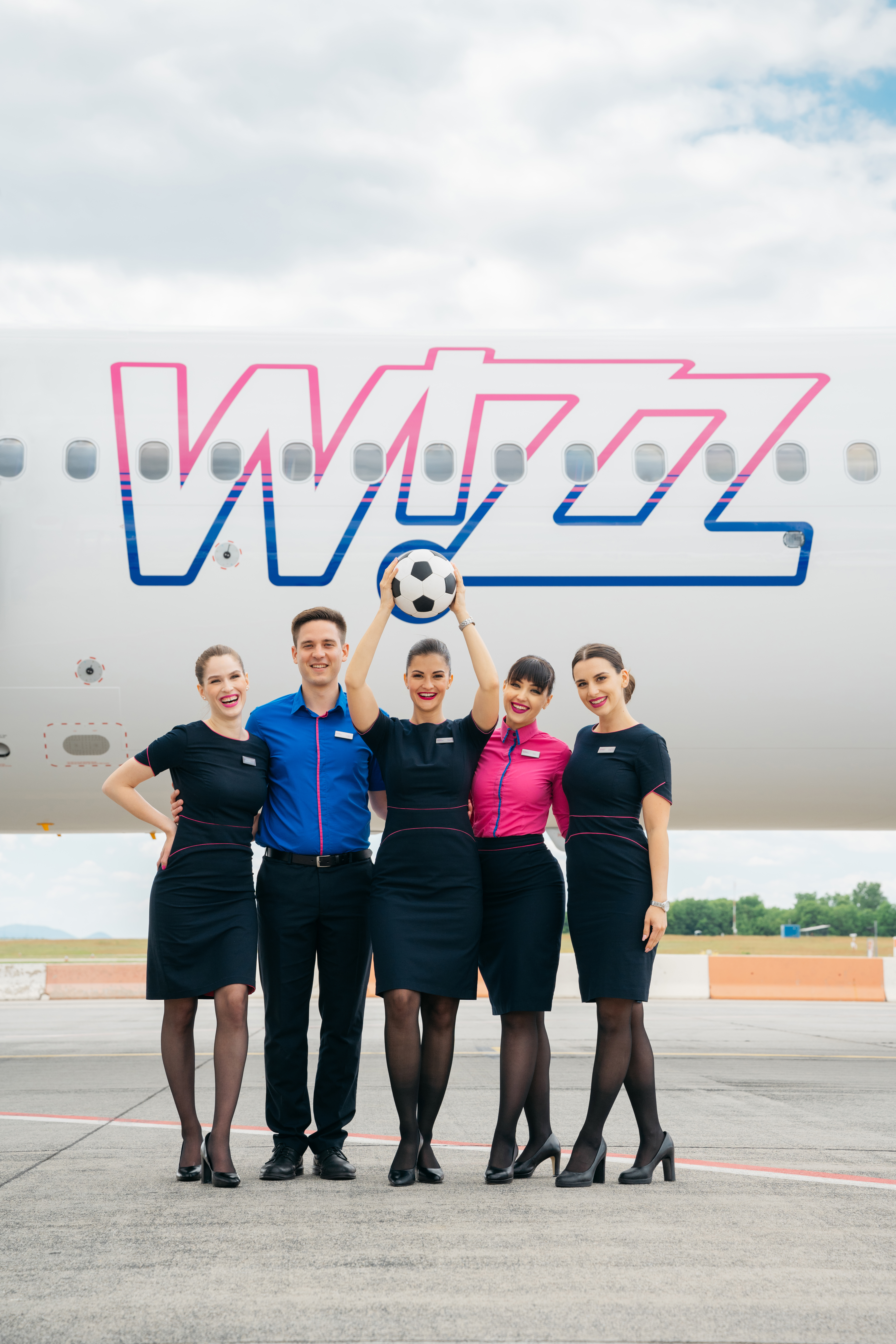 Wizz Air nis fluturime speciale nga Shqipëria për në Kampionatin Europian të Futbollit 2024