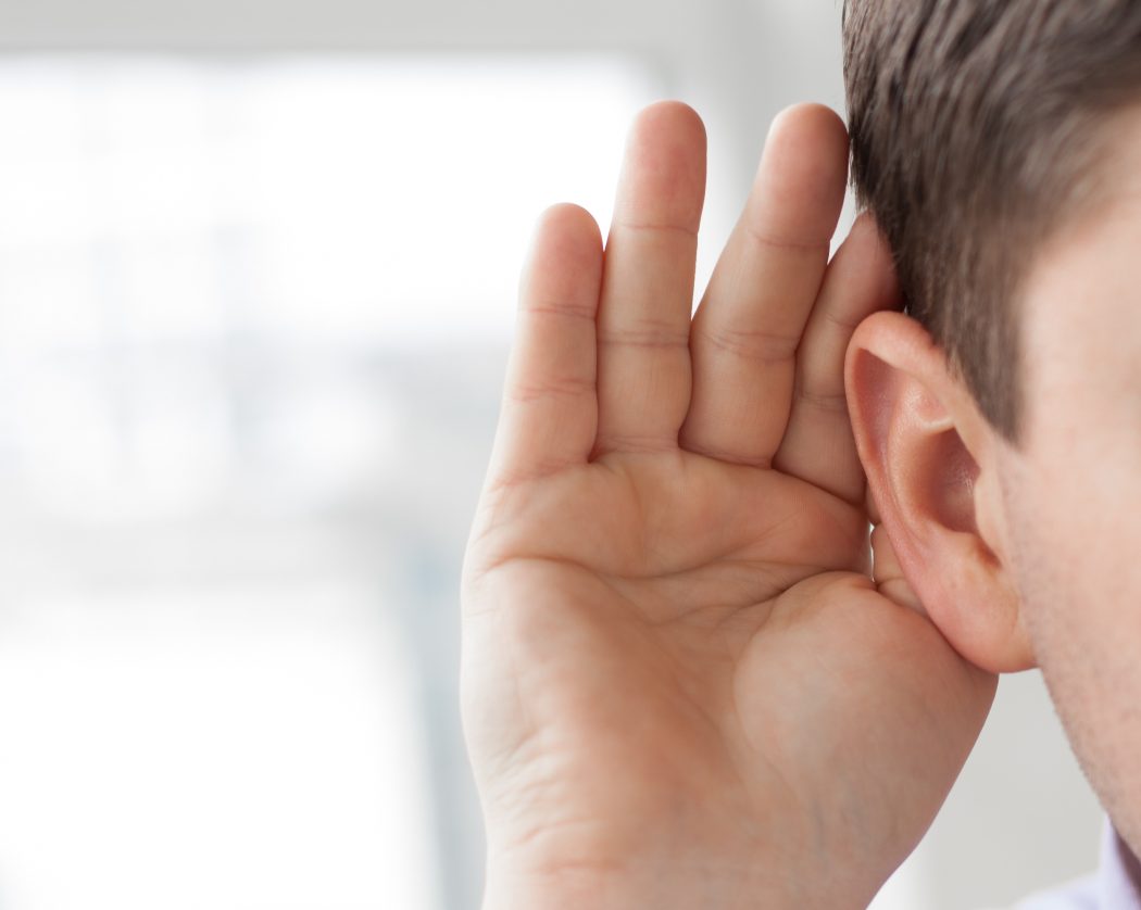 Si të bëheni një dëgjues më empatik me të tjerët