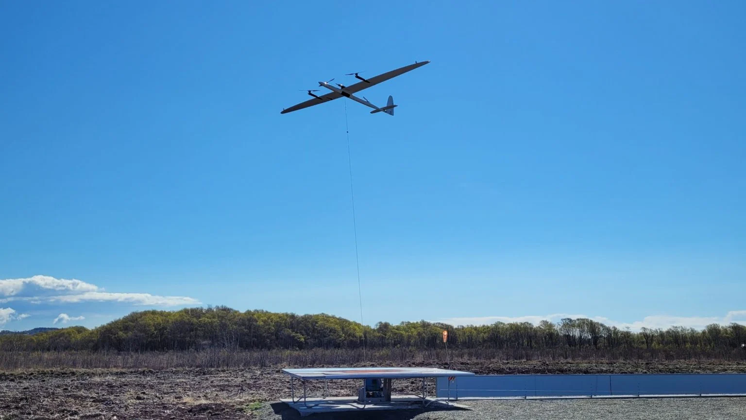 Energji nga qielli: Si dronët mund të gjenerojnë energji elektrike