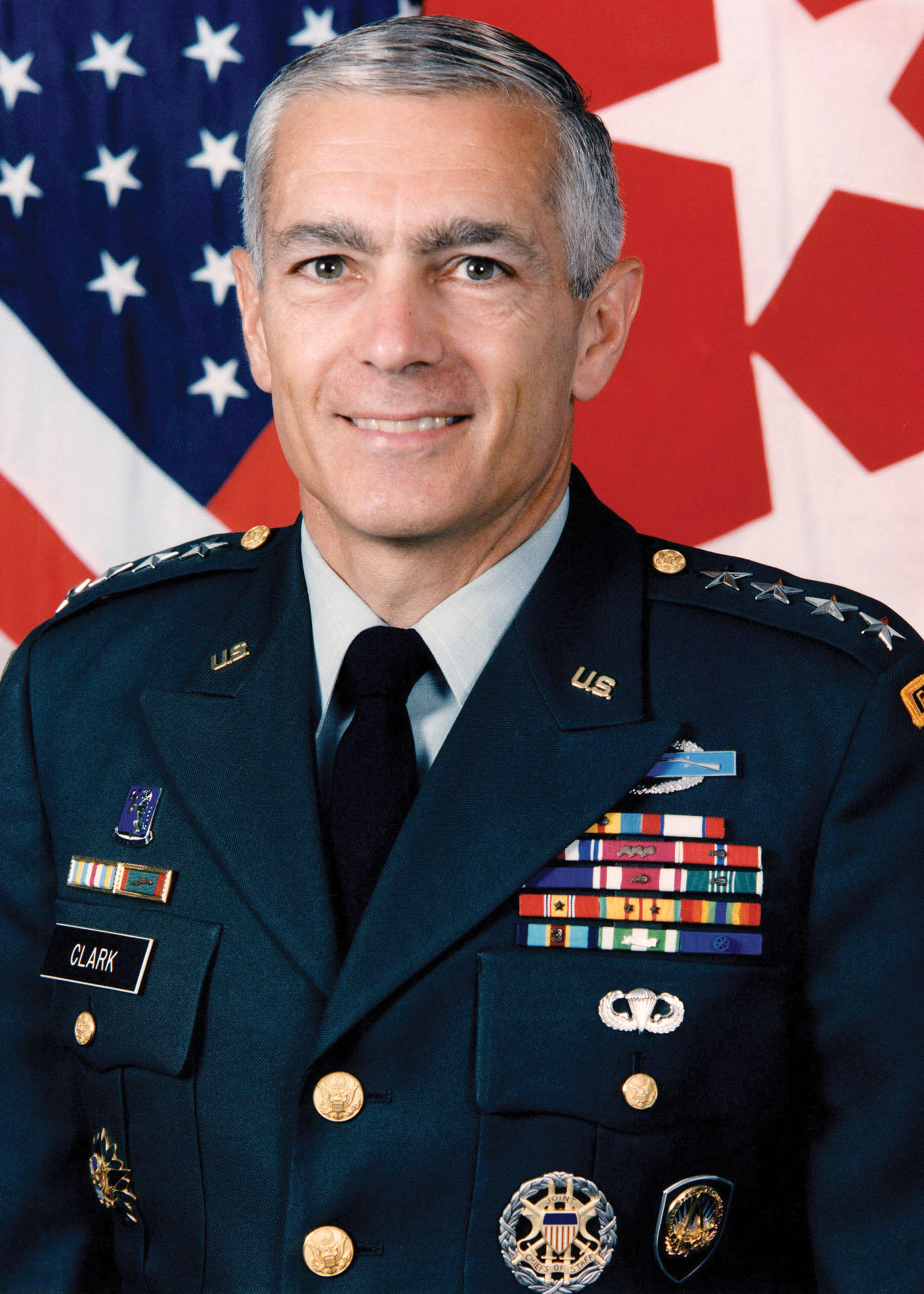 Wesley Clark emërohet anëtar nderi i Dhomës Ekonomike Amerikane të Kosovë dhe i Bordit të Guvernatorëve të saj