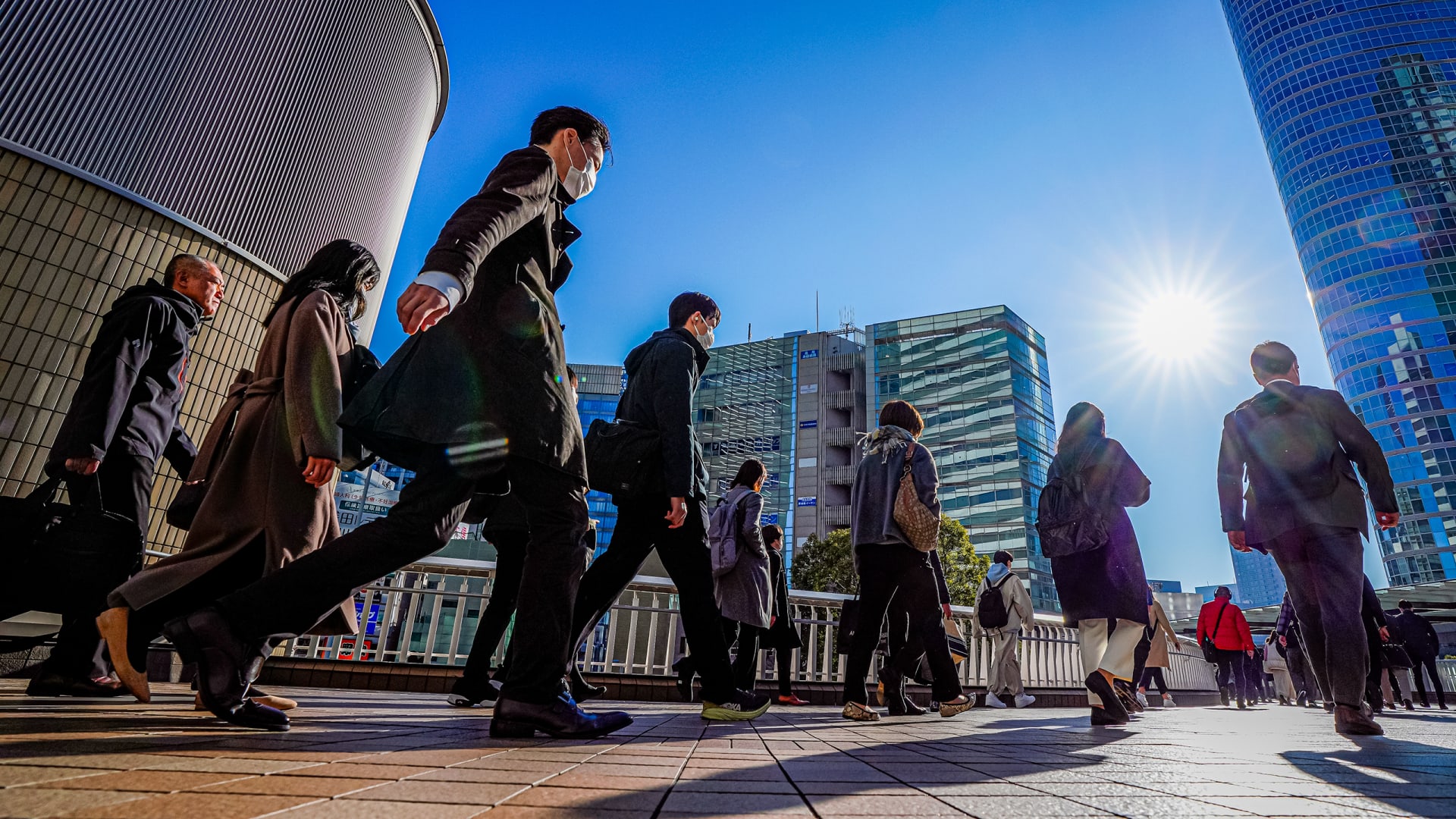 Ja pse Japonia dëshiron që qytetarët e saj të provojnë një javë pune prej katër ditësh