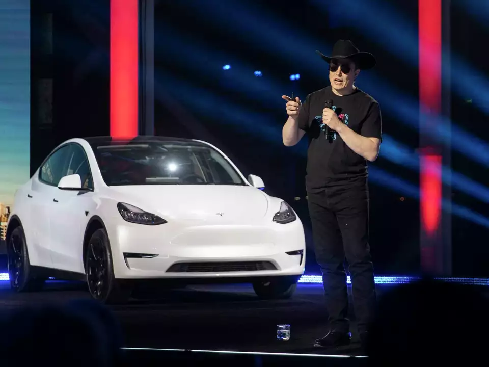 tesla sherbimi taksi pa. shofer