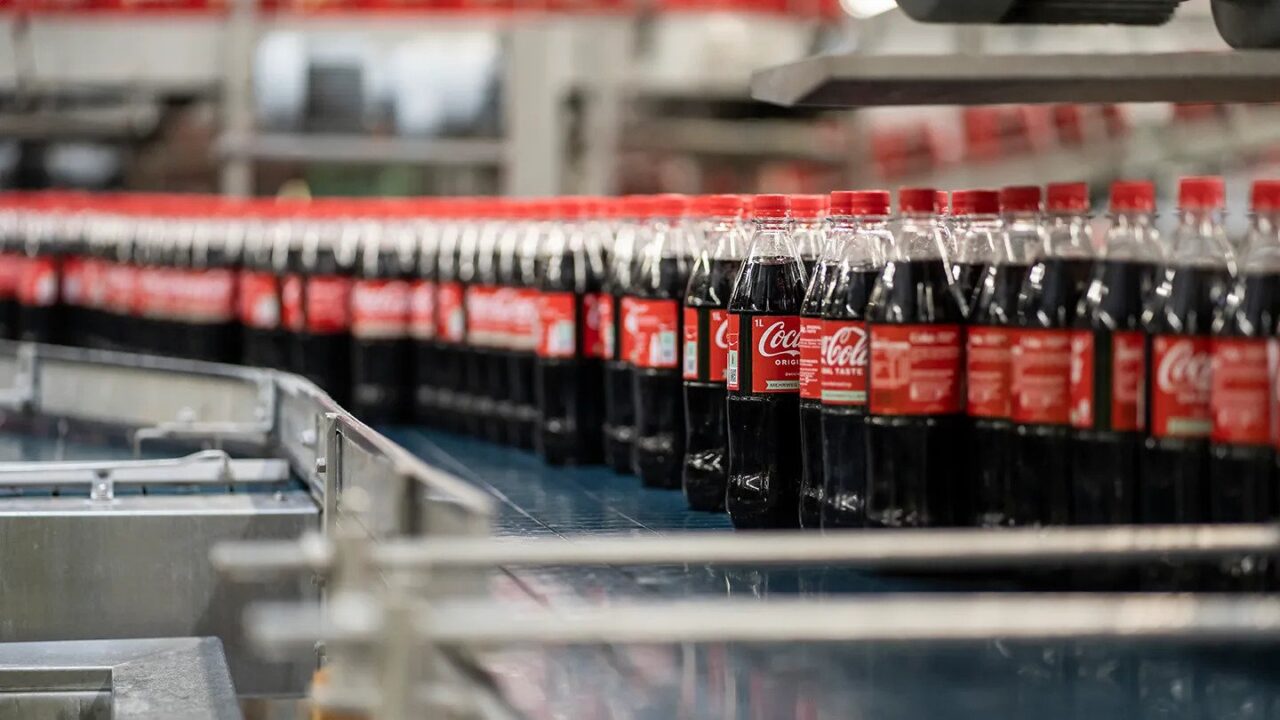 Coca-Cola urdhëron tërheqje masive të pijeve në Europë!