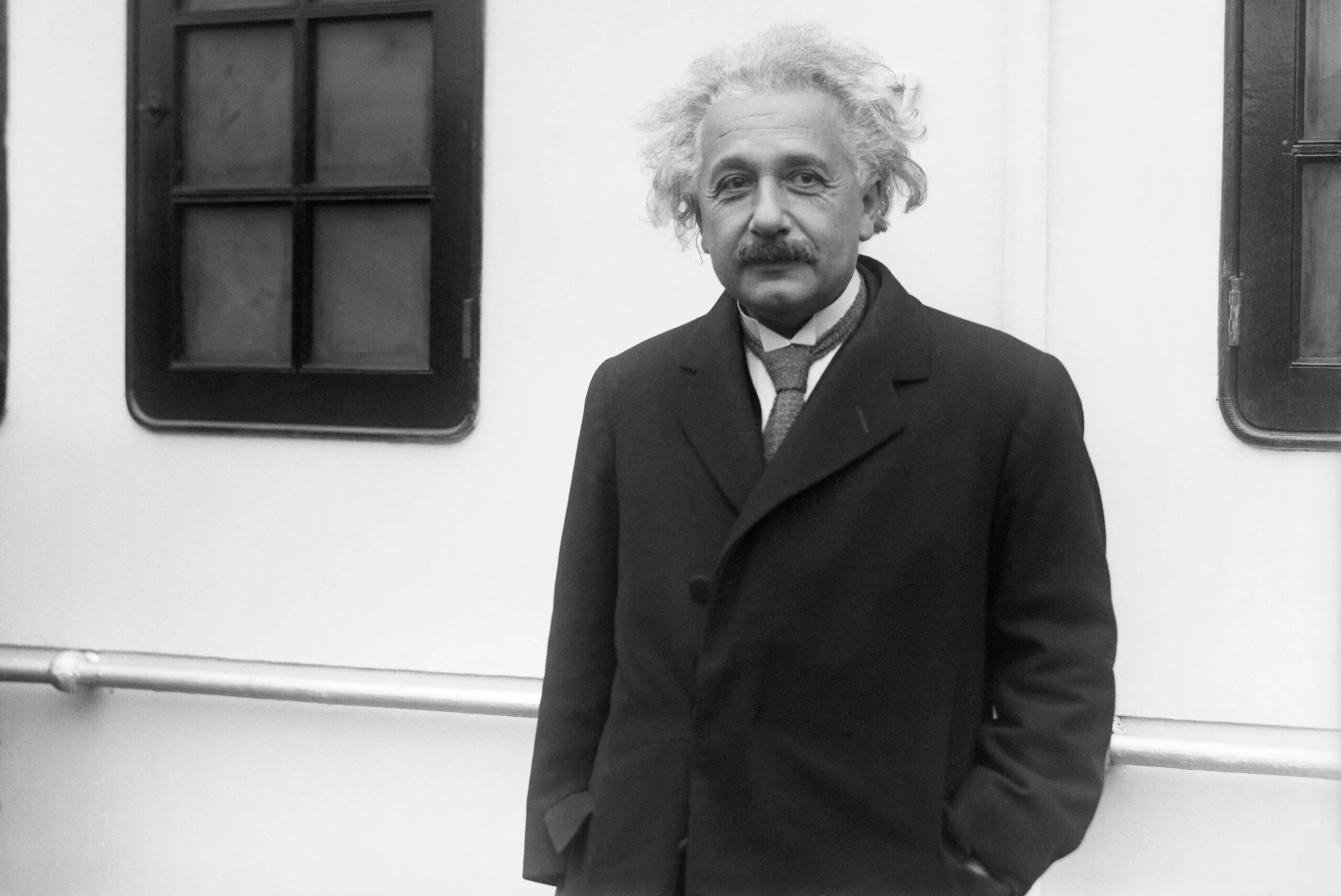 TikTok "ringjall" Albert Einstein me AI – Deepfake nga një foto e vetme!