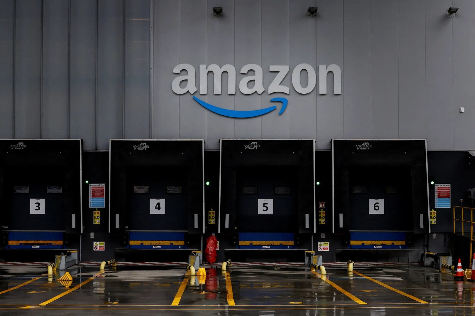 Pse Jeff Bezos po planifikon të shesë deri në 5 miliardë dollarë aksione të Amazon?