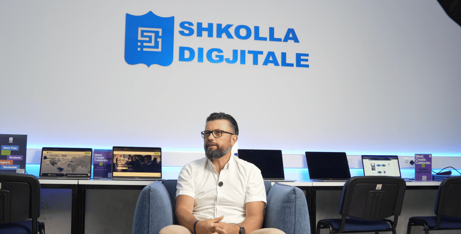 "Shkolla Digjitale", nga pasioni për kodimin tek përgatitja e gjeneratës që do të udhëheqë tregun e së ardhmes