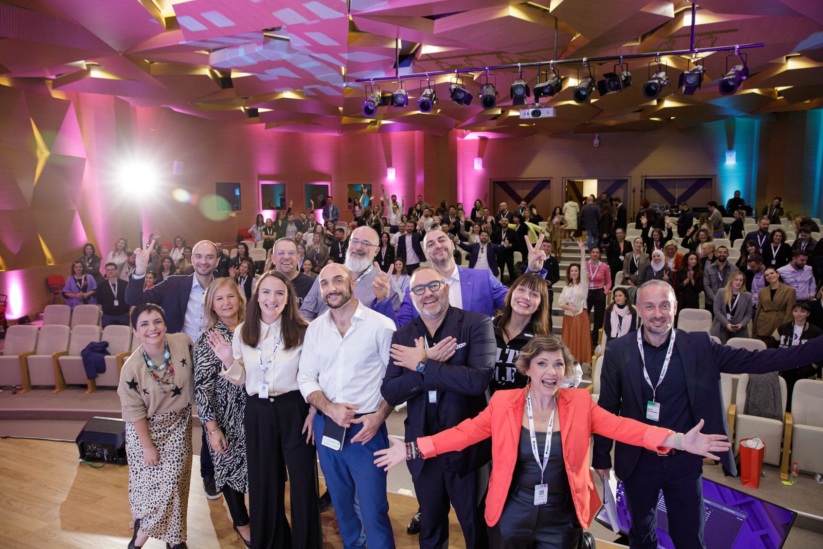 Konferenca AllWeb mbyll me sukses edicionin e 8-të në Tiranë!