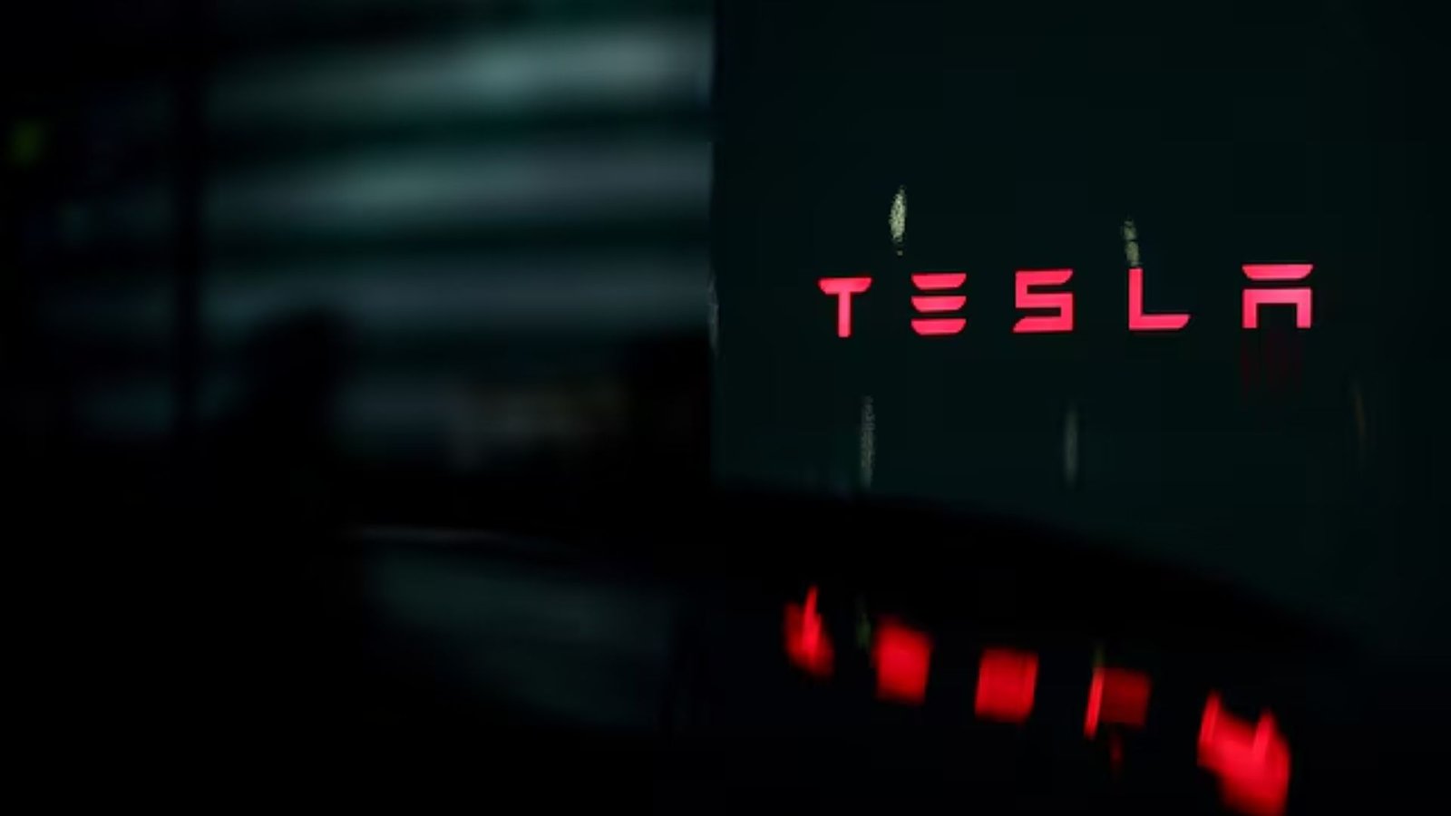 Tesla investon 2 miliardë dollarë në xAI të Elon Musk