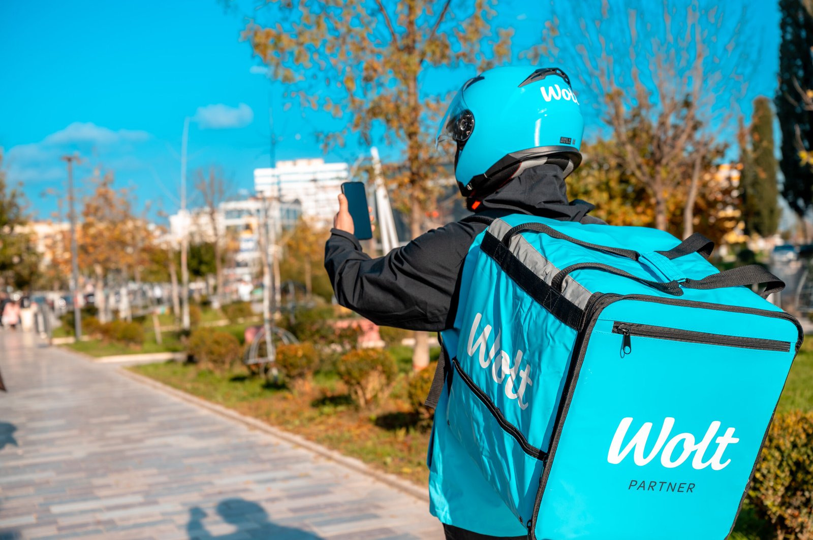 Wolt nis aktivitetin në Fier, duke zgjeruar praninë e tij në të gjithë vendin