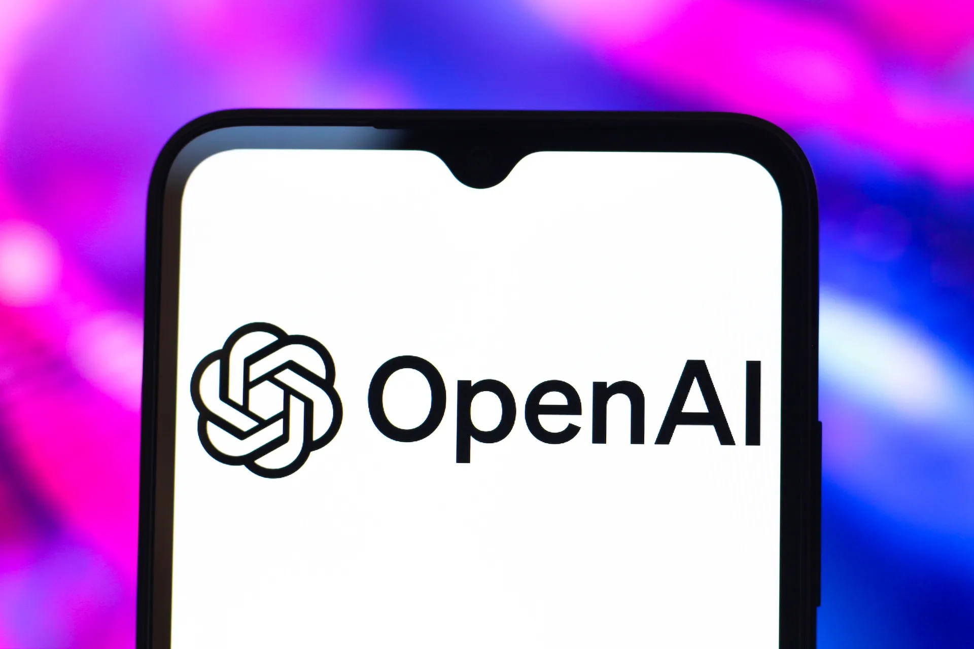 openai-mund-te-jete-duke-zhvilluar-nje-telefon-ku-aplikacionet-zevendesohen-nga-agjente-ai