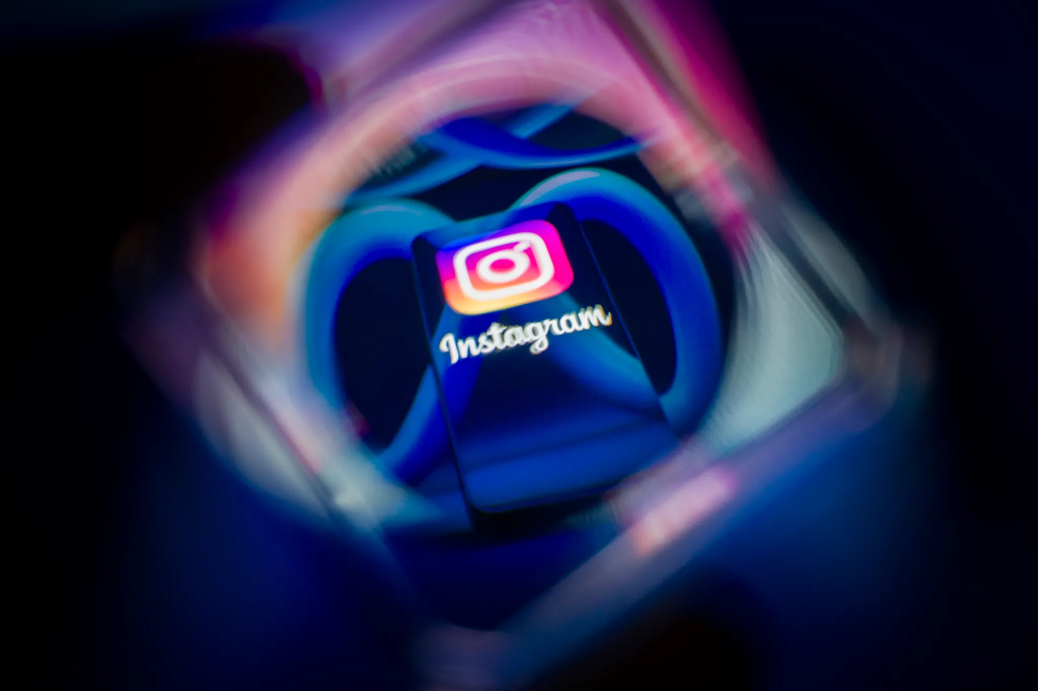 Meta më në fund u mbajt përgjegjëse për ndikimin tek adoleshentët. Po tani çfarë?