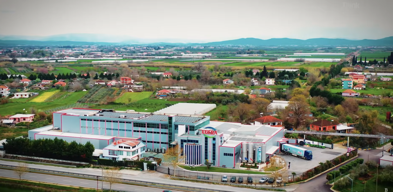 Lufra: 34 vjet sukses, sakrifica dhe një vizion për Europën!