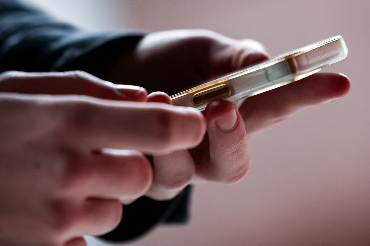 norvegjia-drejt-ndalimit-te-rrjeteve-sociale-per-te-miturit-nen-16-vjec