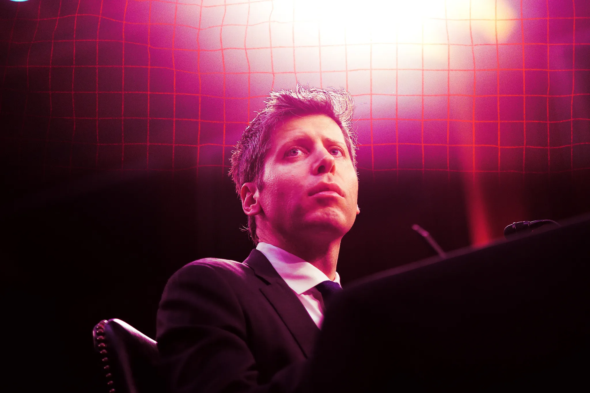 Bashkëpunëtorët e Sam Altman thonë se ai mezi di të programojë dhe keqkupton konceptet bazë të kodimit